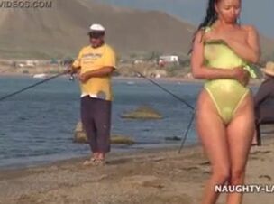 Reddit mind-blowing bathing suit